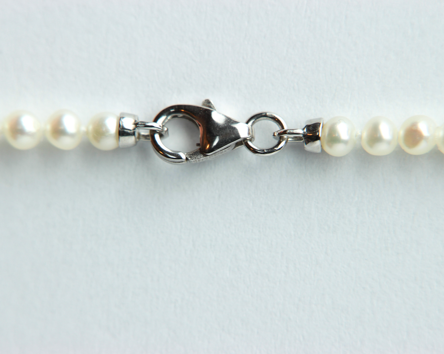 Mini Pearl Necklace